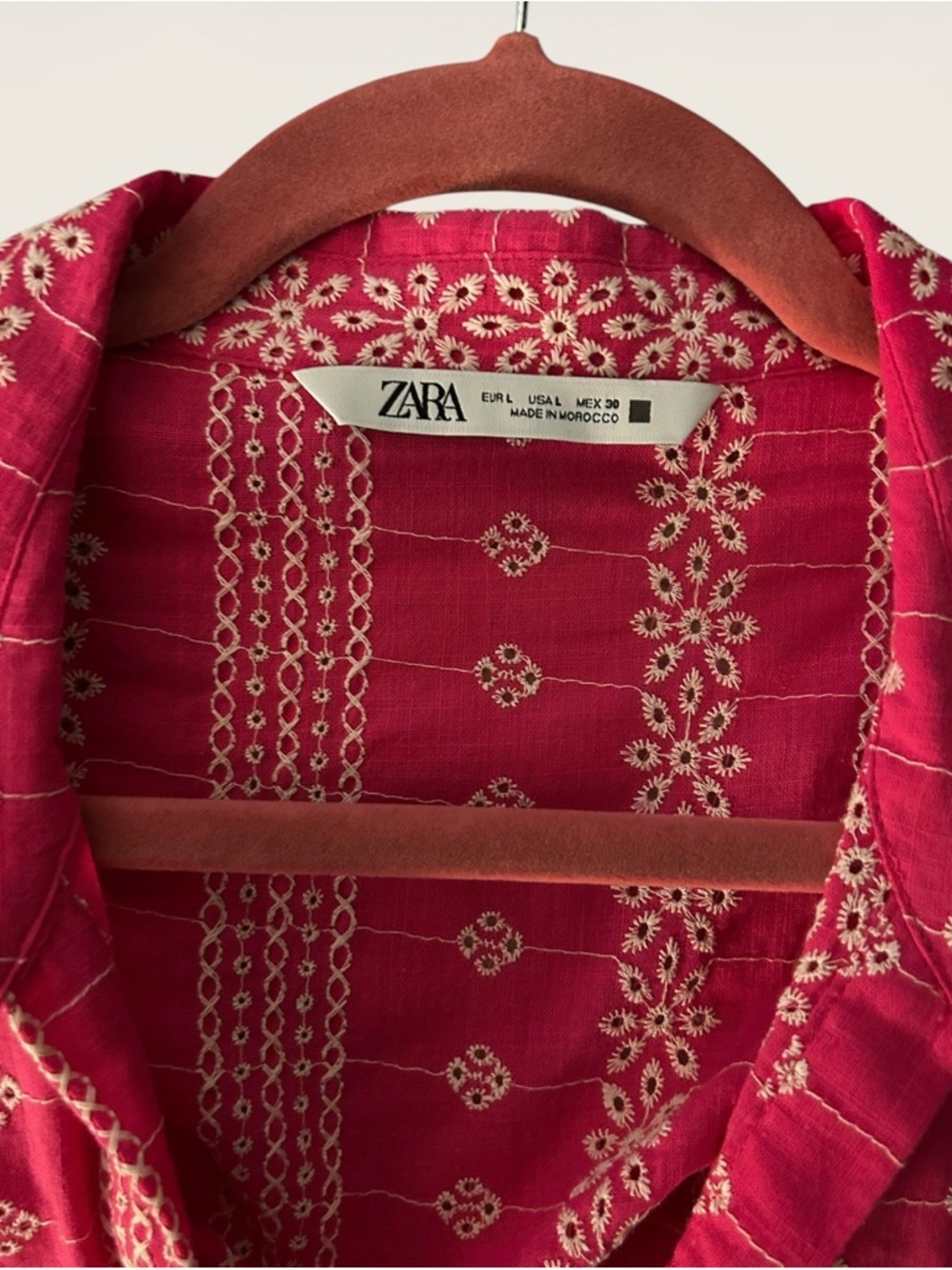 Zara Fuschia Embroidered Button-Up Shirt - Picture 3 of 8